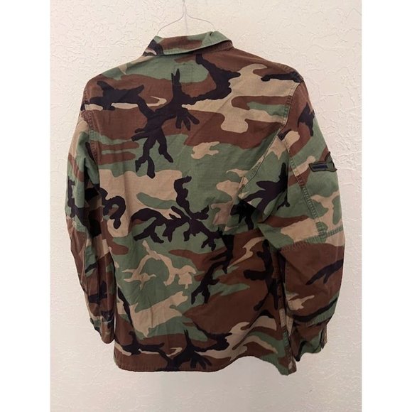 Vintage U.S. Air Force Issued Woodland Camo Shirt/Jacket with Patches - Picture 4 of 8